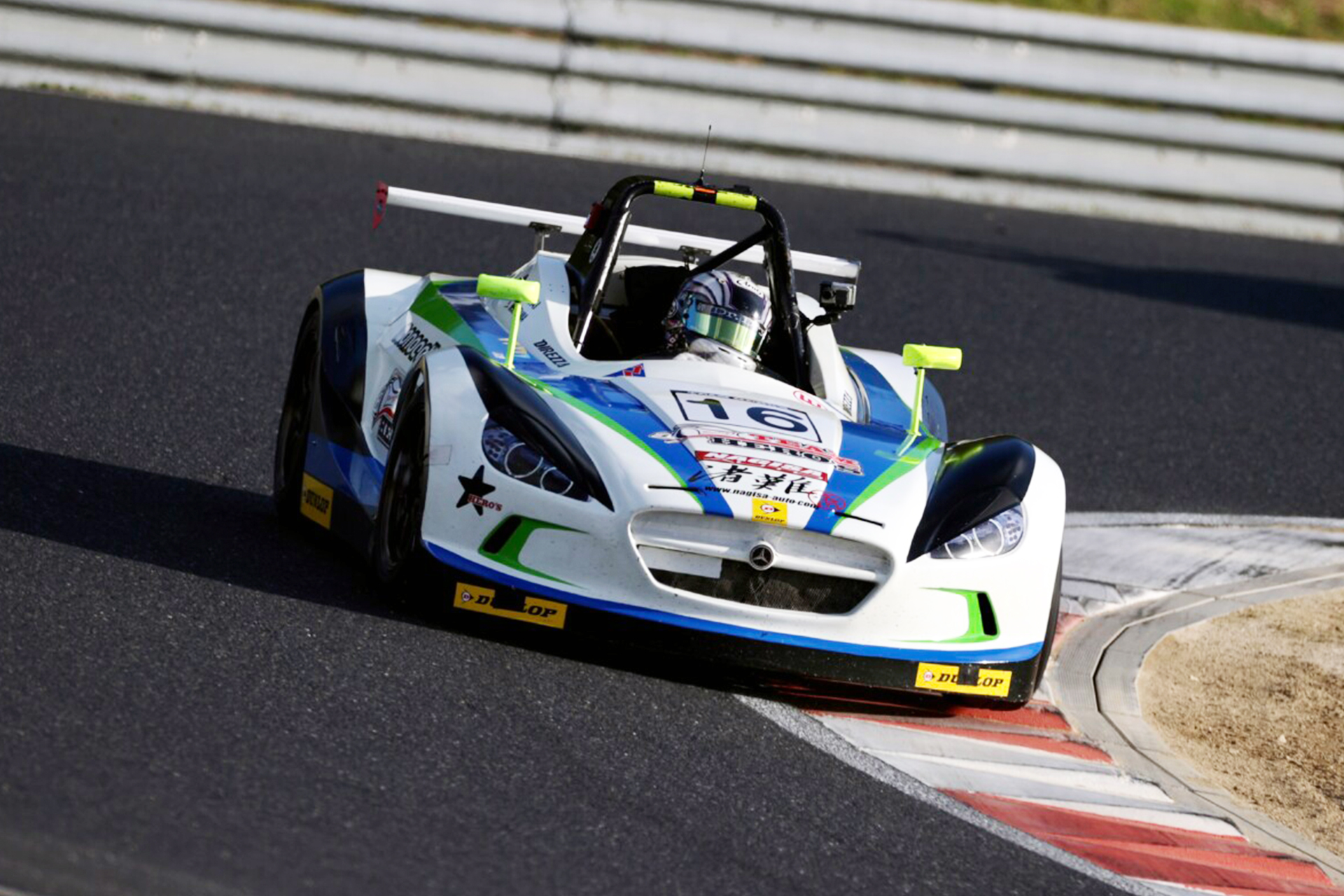レーシングチーム ヒーローズ Racing TEAM HERO'S｜ドライビングレッスン VITA-01